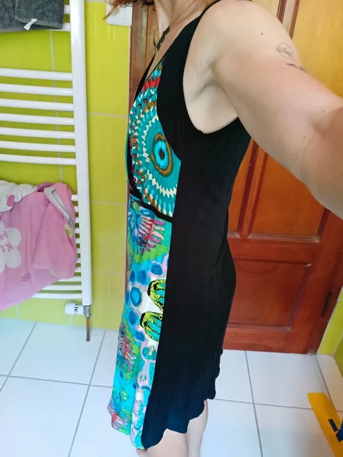 Robe femme noire et multicolore Chaitanya - photo numéro 5