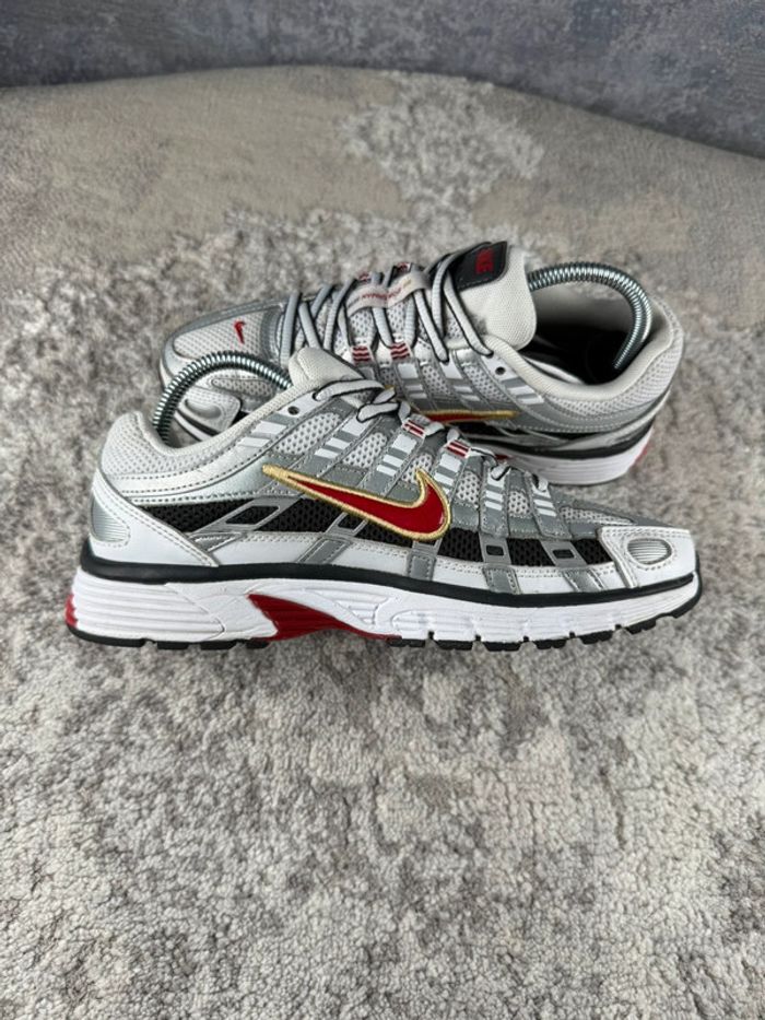 Nike P-6000 Running - OG White University - Red & Silver & White & Gold - photo numéro 6
