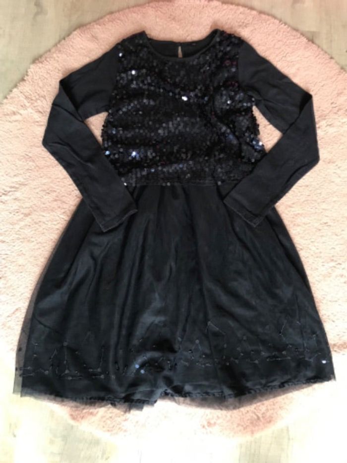 Robe à sequins et tulle