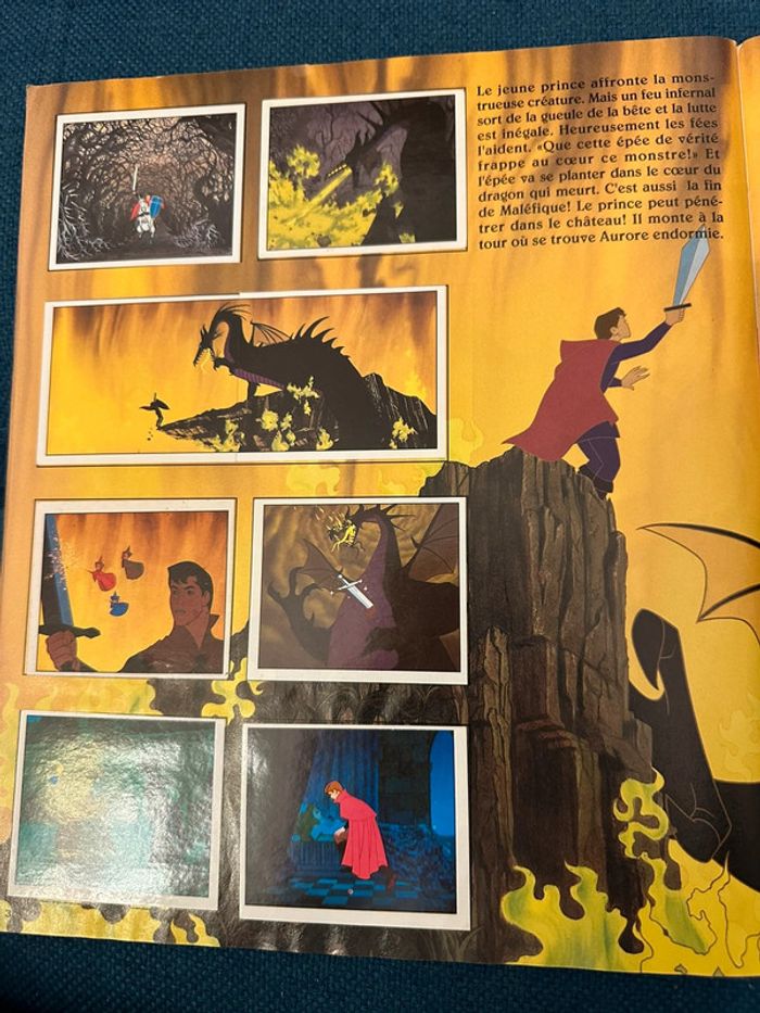 Album livre Panini complet stickers autocollants Disney La belle au bois dormant - photo numéro 11