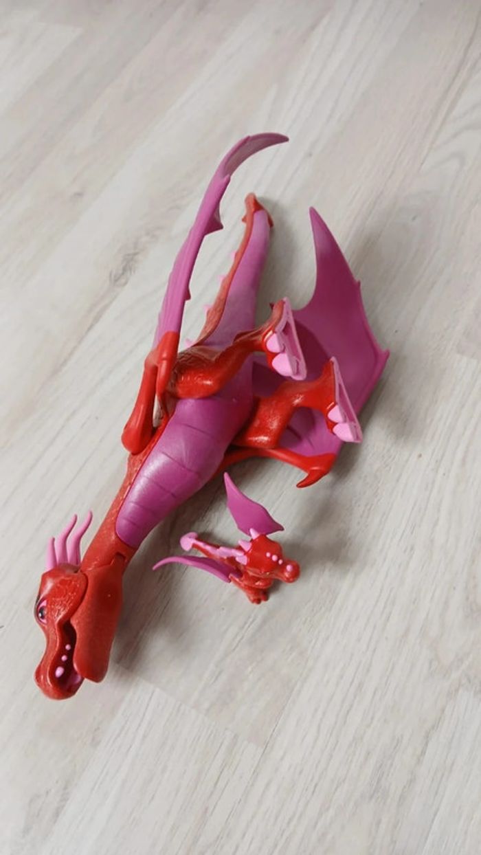 Dragonne et son petit Playmobil - photo numéro 5