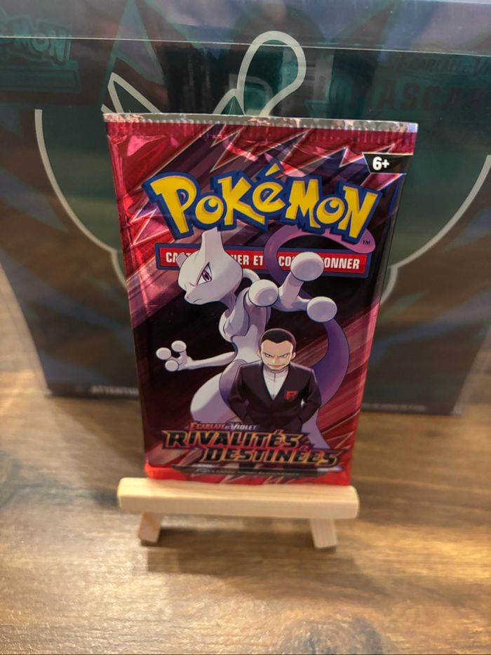 Booster Pokémon Rivalités Destinés reconditionné