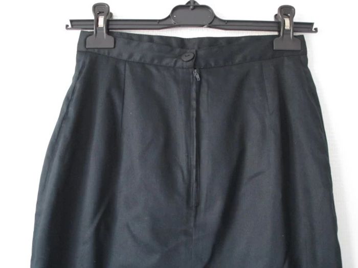 Jupe noire vintage 34 TBE - photo numéro 5
