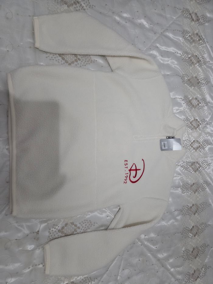 Sweat Polaire logo Disneyland Paris Minnie taille L +1 cadeau Disney offert - photo numéro 4