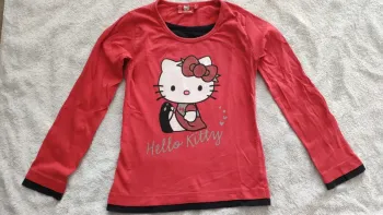 T-shirt manches longues rouge hello Kitty 8 a