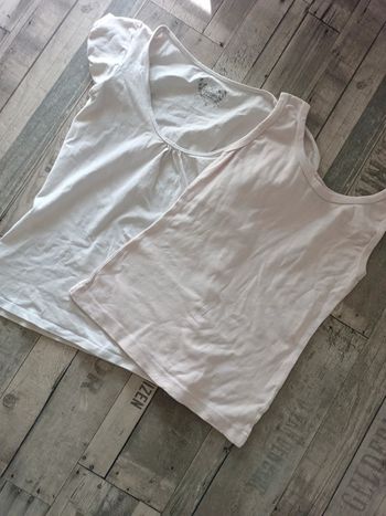 Lot 2 hauts taille S