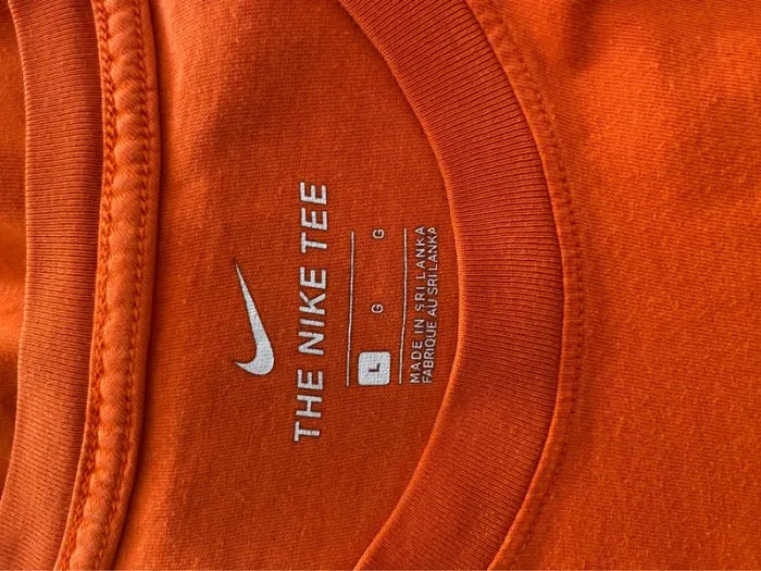 Tee-shirts orange Nike taille L - photo numéro 4