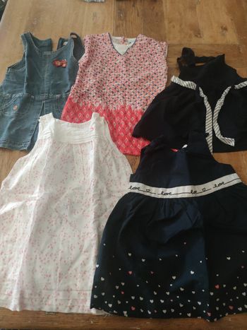 Lot de 5 robes 12 mois