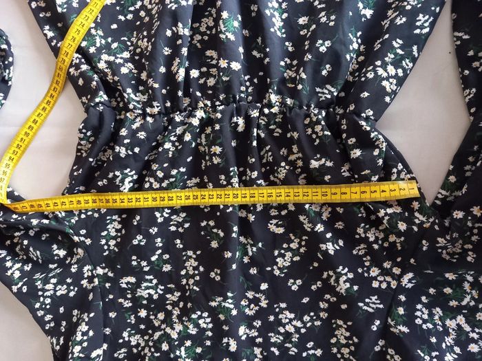 Robe longue motifs fleurie taille 40/42 - photo numéro 5