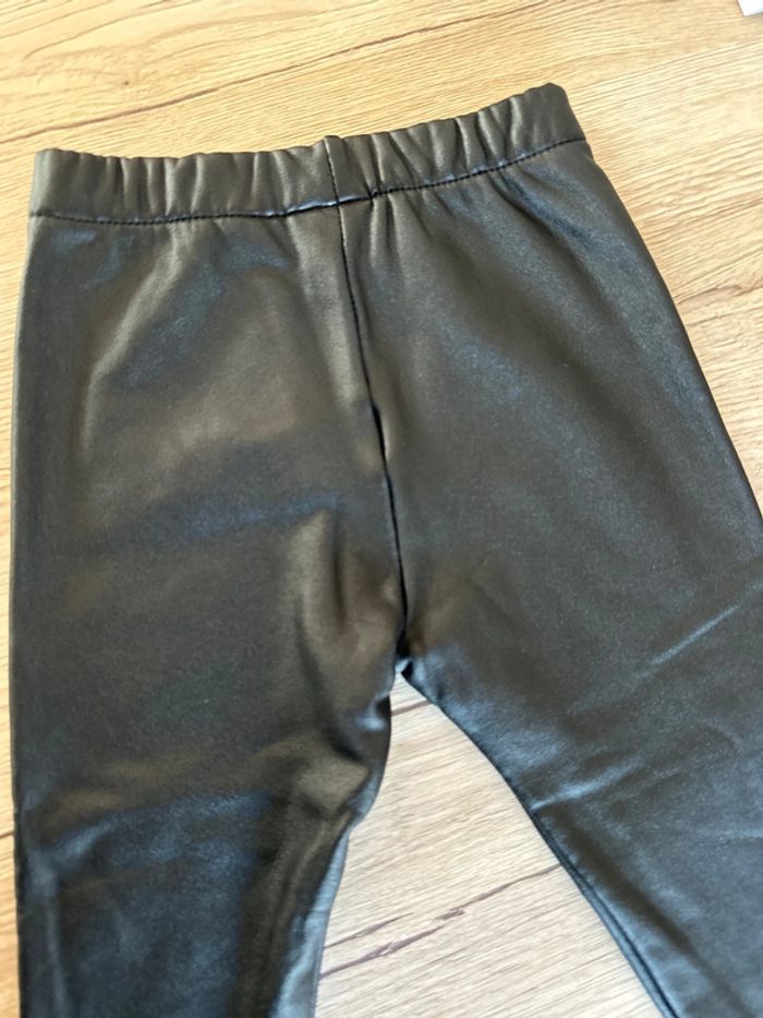 Legging similicuir Zara neuf 2/3 ans - photo numéro 6