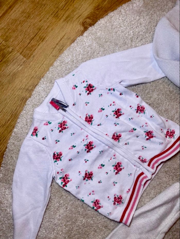 Lot de 8 vêtements taille 18 mois - photo numéro 3