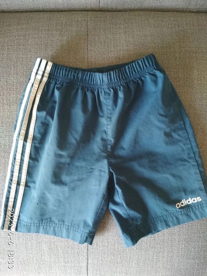 Bermuda 4/5 ans - photo numéro 2