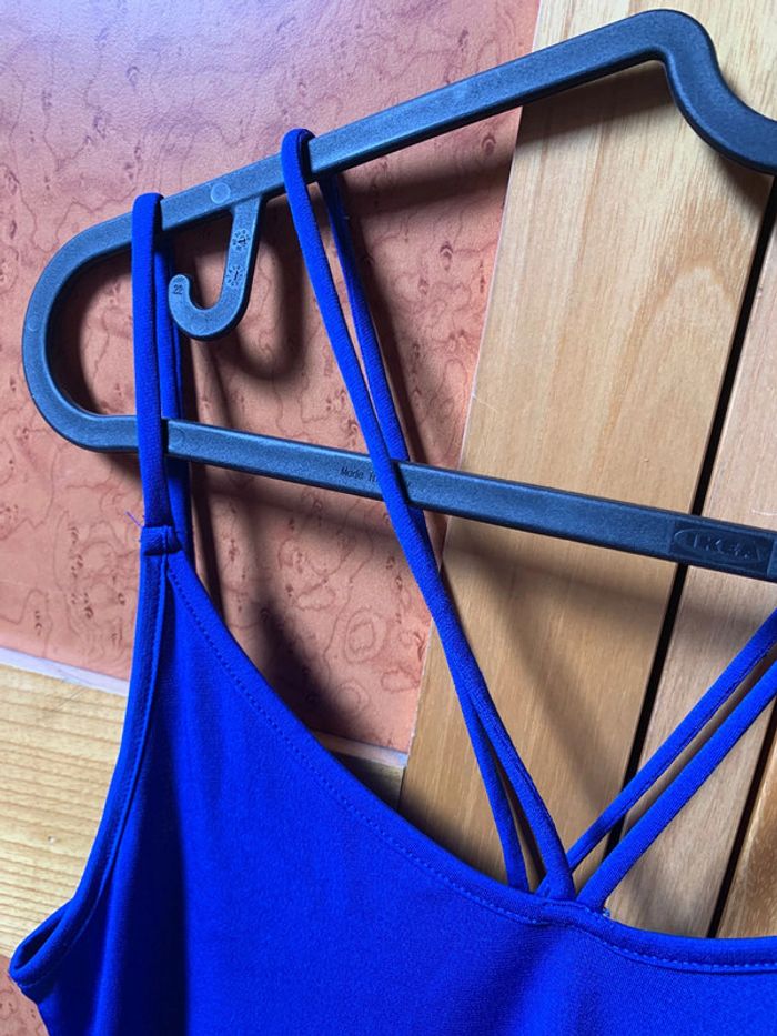 Débardeur bleu - photo numéro 2