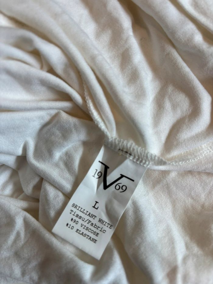 TEE shirt à strass Versace 19v69 - photo numéro 11