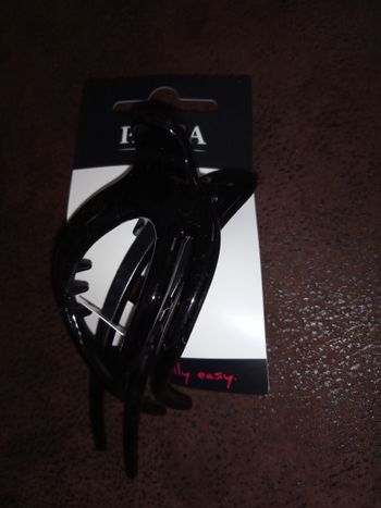 Pince en plastique "Parsa"