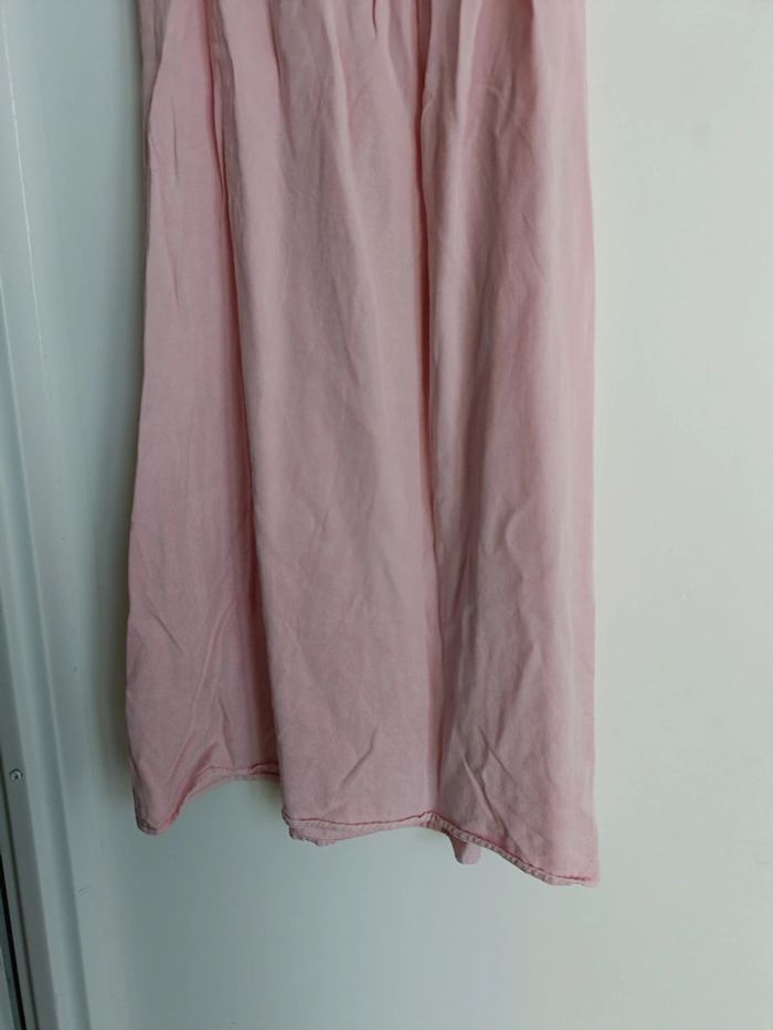 Robe rose courte genou pâle épaule denudé Kiabi Taille 36 – Lyocell – Très bon état - photo numéro 3