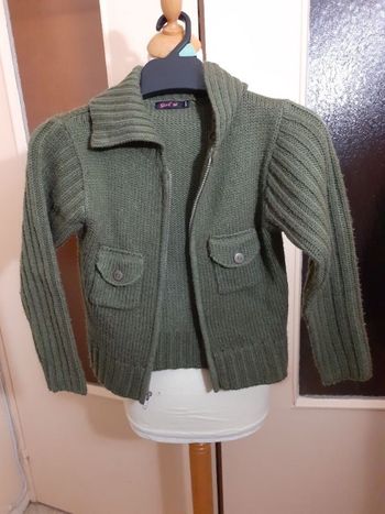 Veste vert kaki taille 10 ans