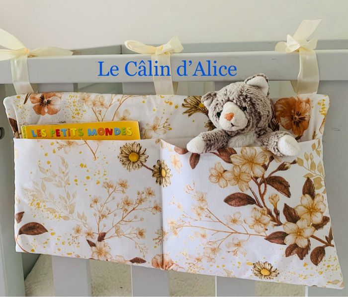 🧸 Range doudou bébé – organisateur de lit fait main – cadeau naissance original - photo numéro 2