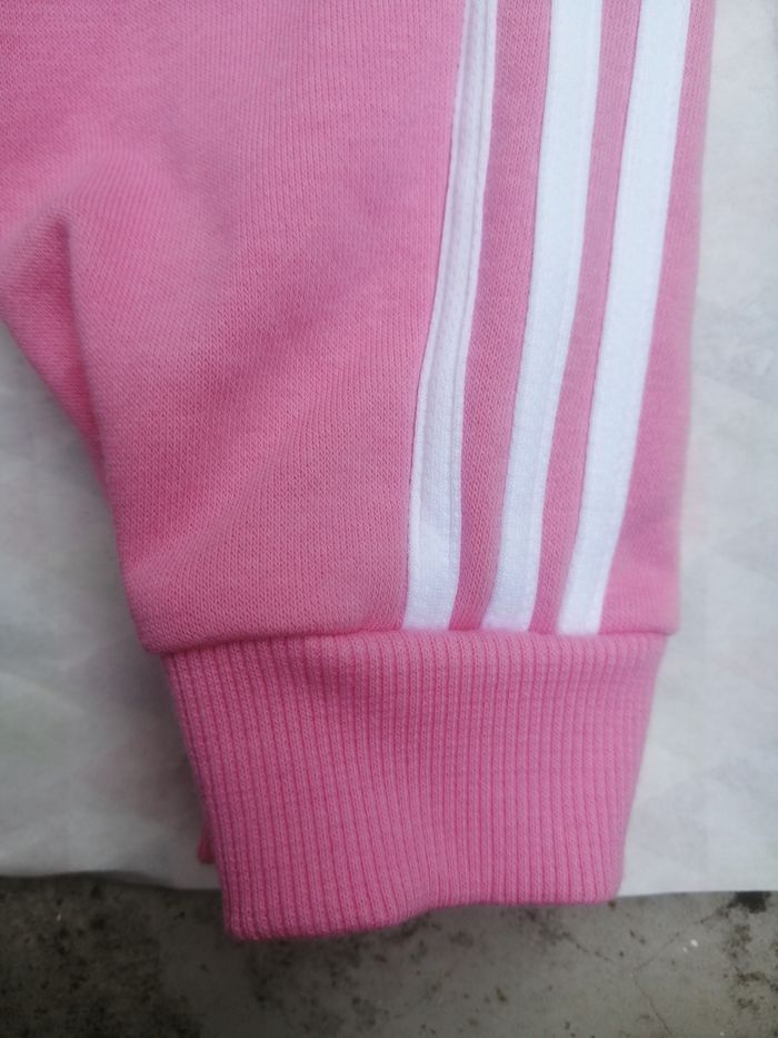 Pantalon Adidas neuf taille 18-24 mois - photo numéro 3