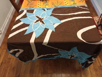 Foulard bleu marron et blanc