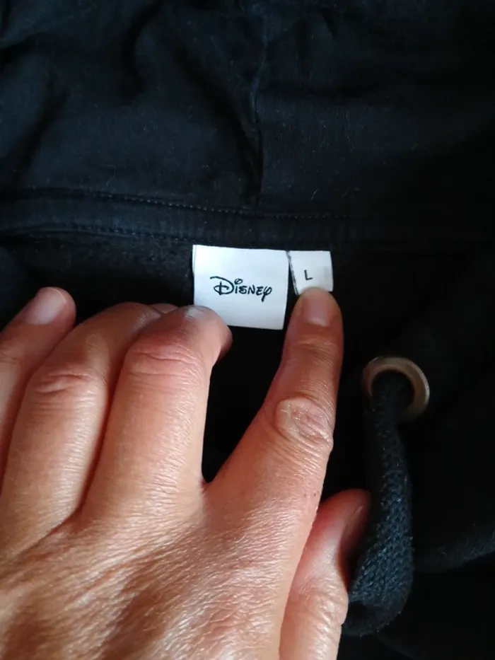 Sweat à capuche Disney taille L - photo numéro 6
