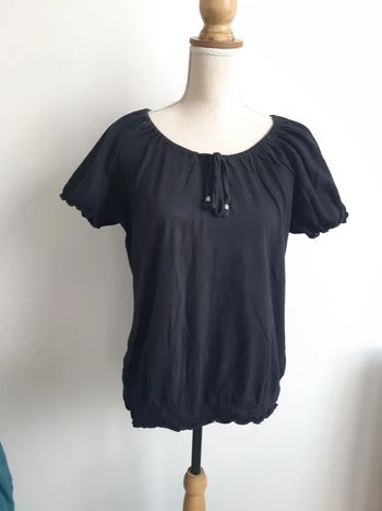 Haut noir manches courtes Canda T38