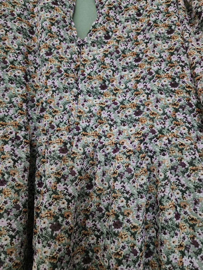 Blouse fleuri - photo numéro 2