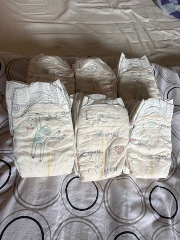 Couches Pampers harmonie 