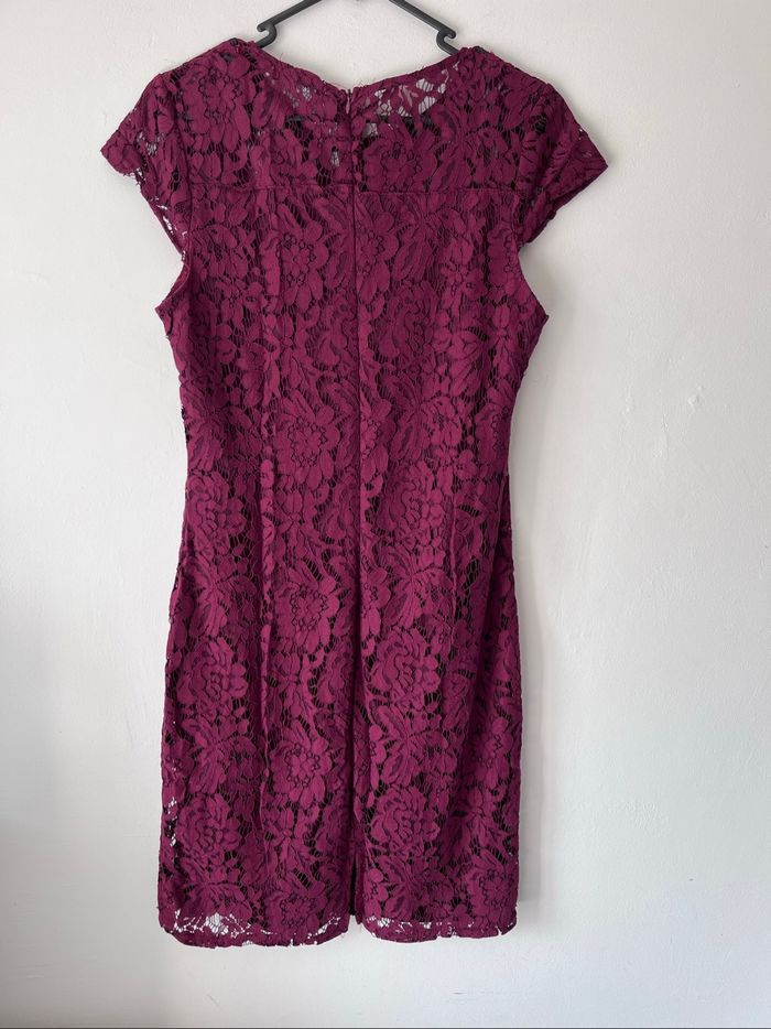 Robe d’été moulante bordeaux effet dentelle doublée - photo numéro 2