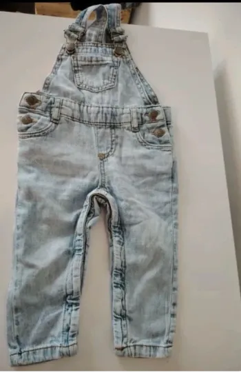 Salopette en jean 9 mois