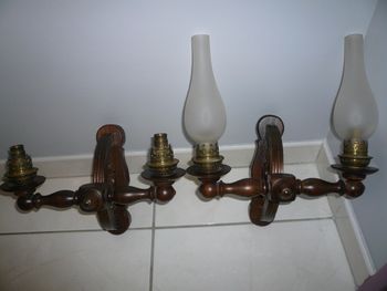 2 appliques murales en bois