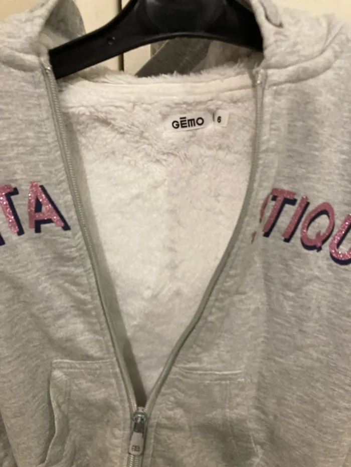 Veste capuche chaude fille 6 ans - photo numéro 2