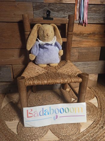 Peluche lapin trousselier musical mauve tbe