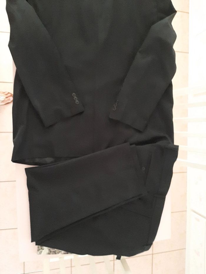 Costume noir porté  1 fois taille 60 - photo numéro 4