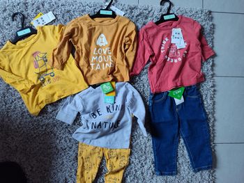 Lot de vêtements bébé – Taille 9 mois – NEUF avec étiquettes 