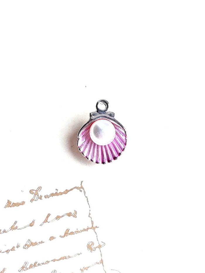 Magnifique pendentif coquillage avec perle blanche - photo numéro 2