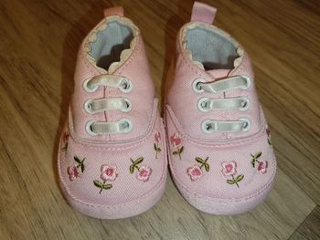 Chaussures bébé fille fleurie