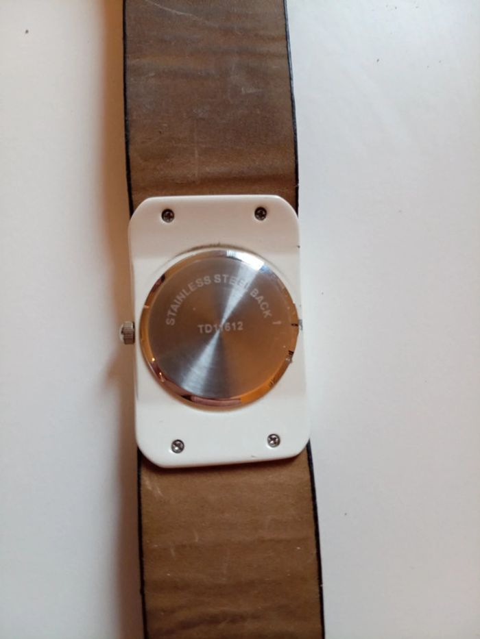 Montre - photo numéro 7