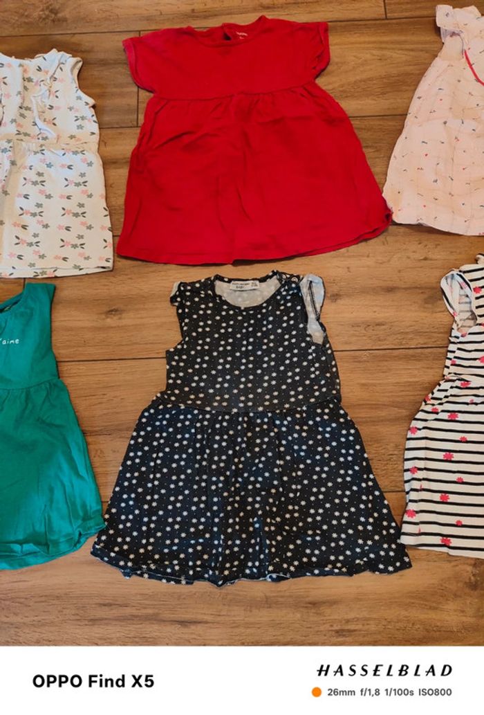 Lot de 8 robes - photo numéro 3