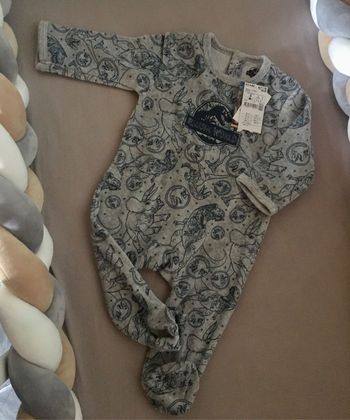 Pyjama 6 mois Jurassic parc