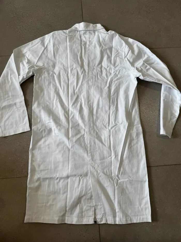 Blouse blanche taille 38, très bon état - photo numéro 4