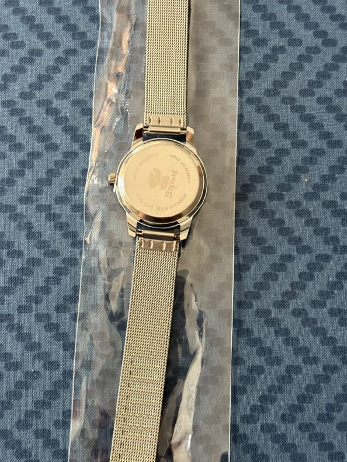 Montre Stitch neuve argenté - photo numéro 5