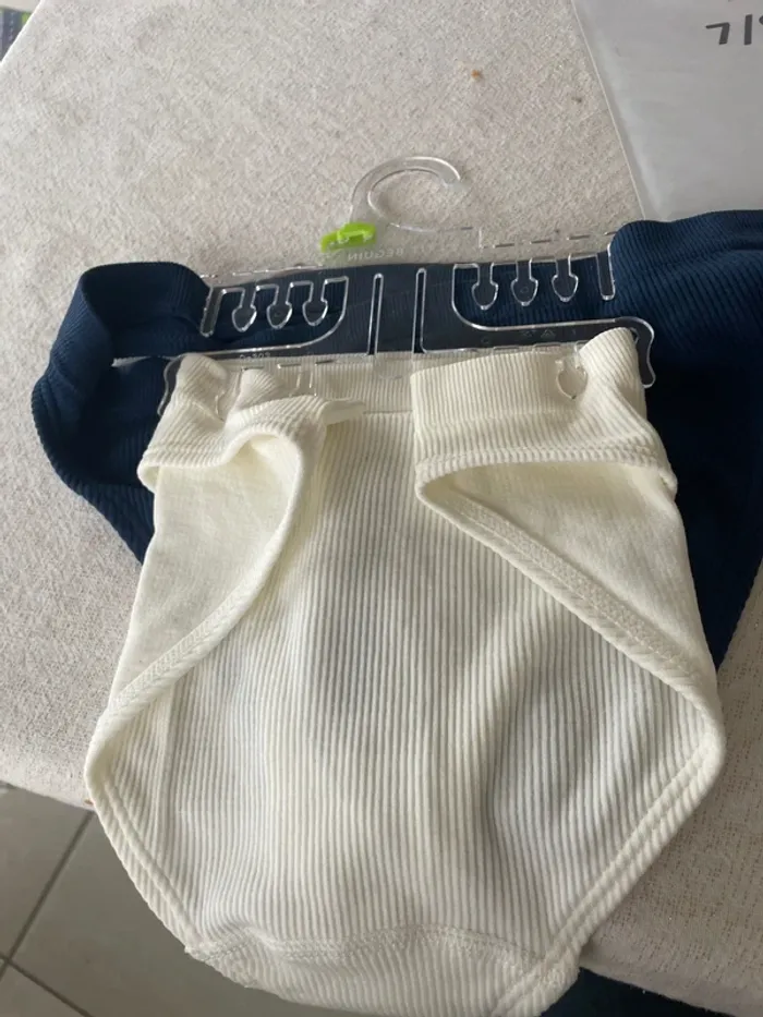 Lot de 2 culottes petit béguin 8-10 ans neuf - photo numéro 6