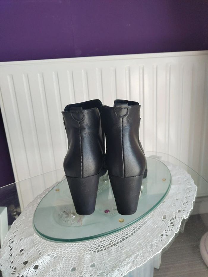 Bottines noires - photo numéro 5
