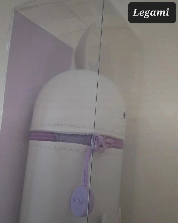 Trousse et stylo kawaii Lapin Legami - photo numéro 4