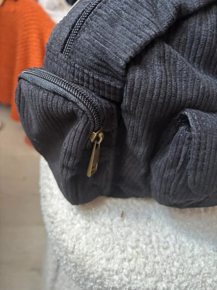 Sac à main noir en velours côtelé - photo numéro 4
