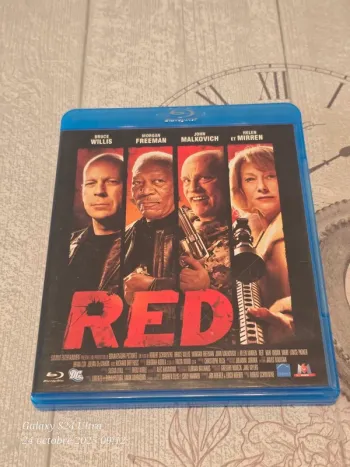 DVD Blu-ray disc Red