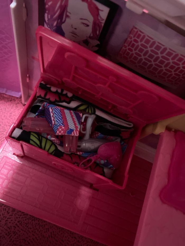 La maison portative de barbie - photo numéro 4