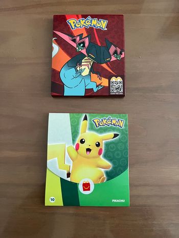 2 pochettes Pokémon NEUVES