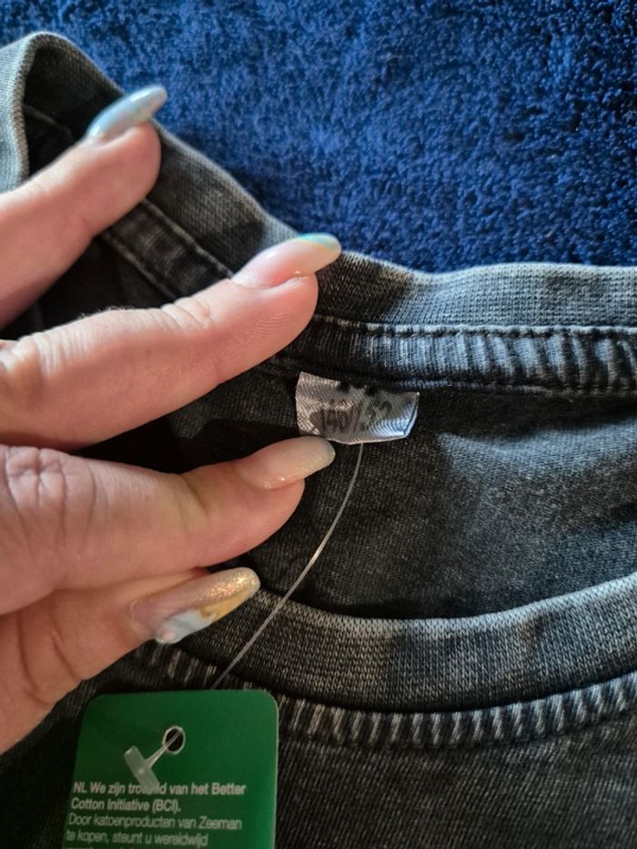 Tee-shirt gris - photo numéro 2